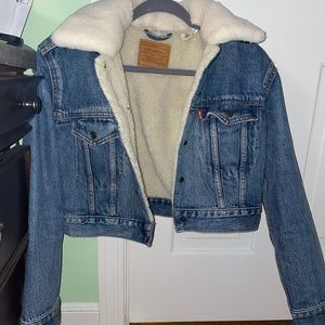 Sherpa Levi’s denim jacket